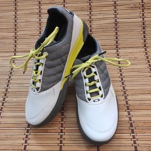 Nwot Oakley golf shoes size 8